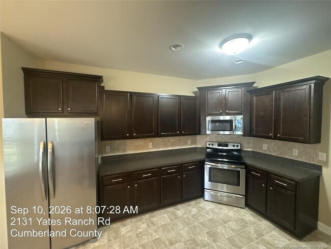 Building Photo - 2131 Yates Ranch Rd