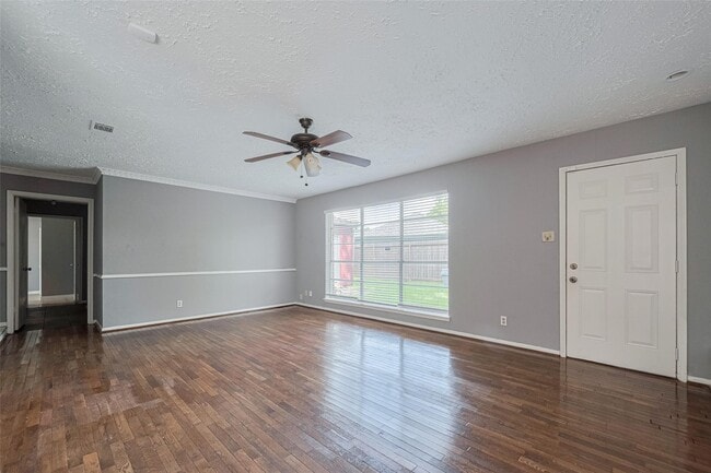 Building Photo - 10534 Evesborough Dr