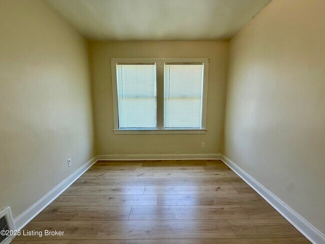 Building Photo - 4309 Elliott Ave