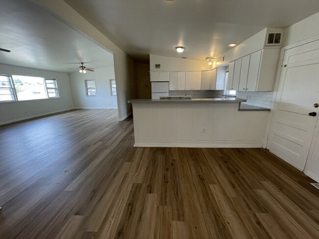 Building Photo - 4-Bedroom, 1.5 Bath Home in NW OKC