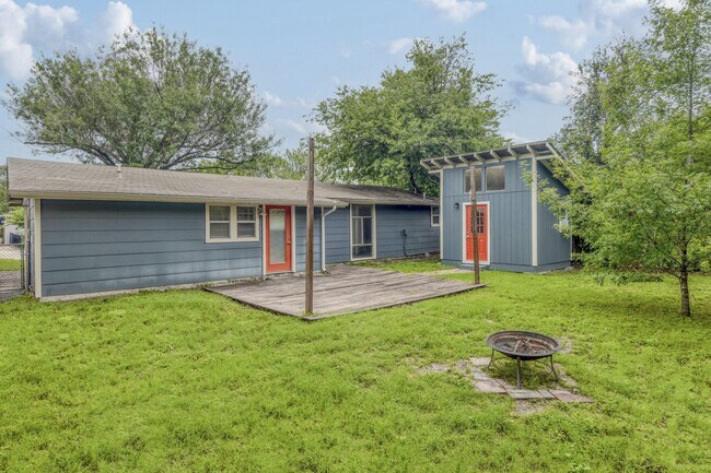 Building Photo - 5304 Halwill Pl