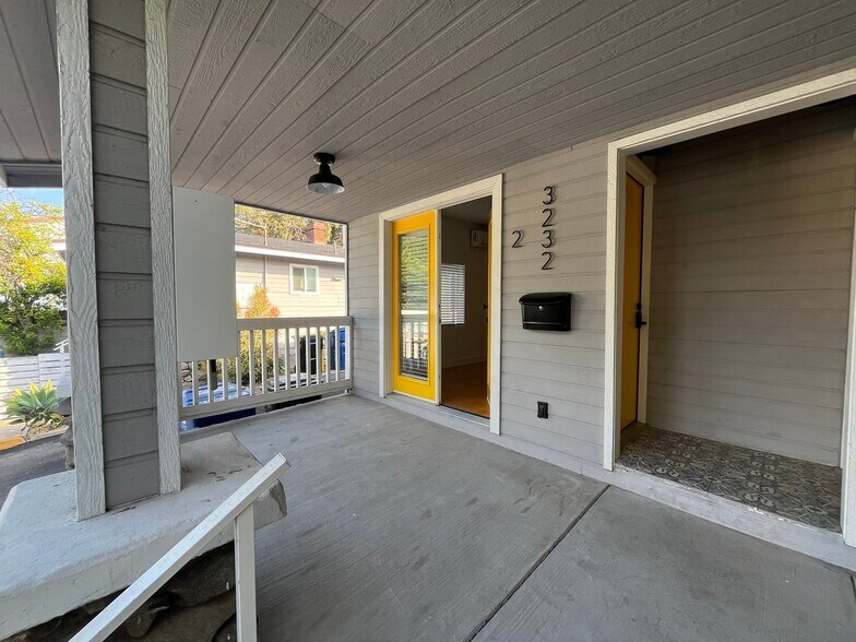 Building Photo - 3232 Verdugo Rd