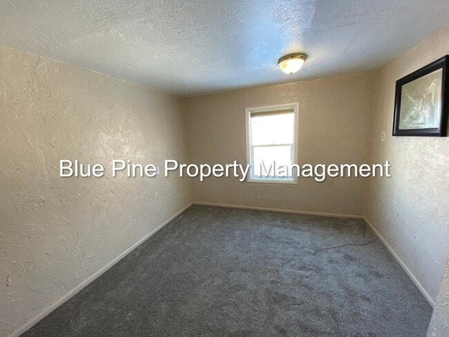 Building Photo - 8478 S 1st E