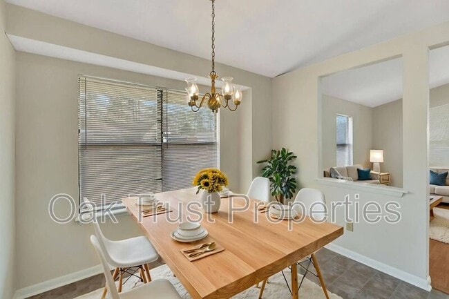 Building Photo - 155 Manchester Rd