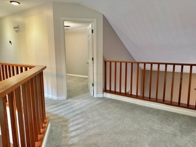 Building Photo - 67 Cliffview Dr