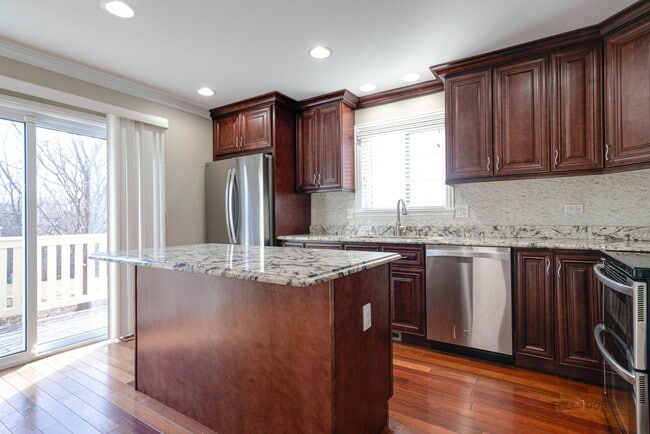 Building Photo - 18599 W Sterling Ct