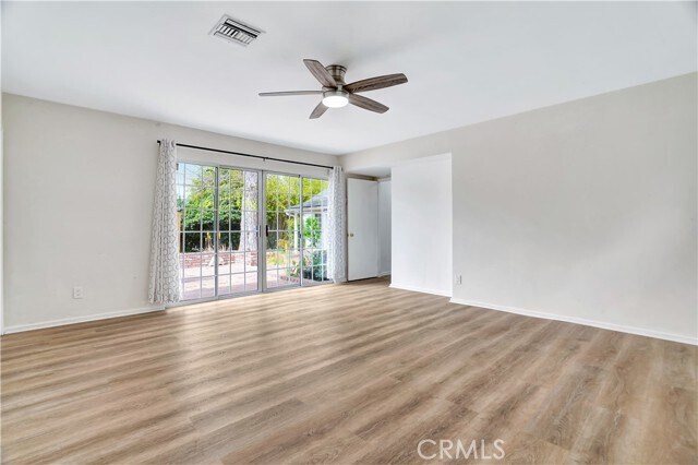 Building Photo - 5835 Jumilla Ave