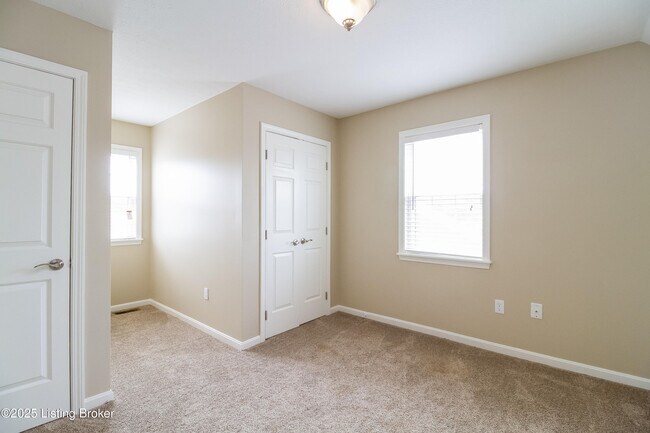 Building Photo - 6005 Delilah Ct