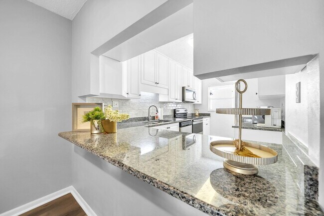 Building Photo - 3857 Indian Trail