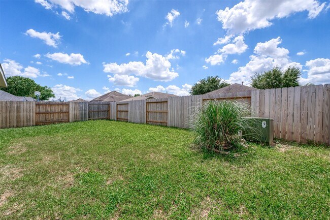Building Photo - 26611 Marble Falls Bend