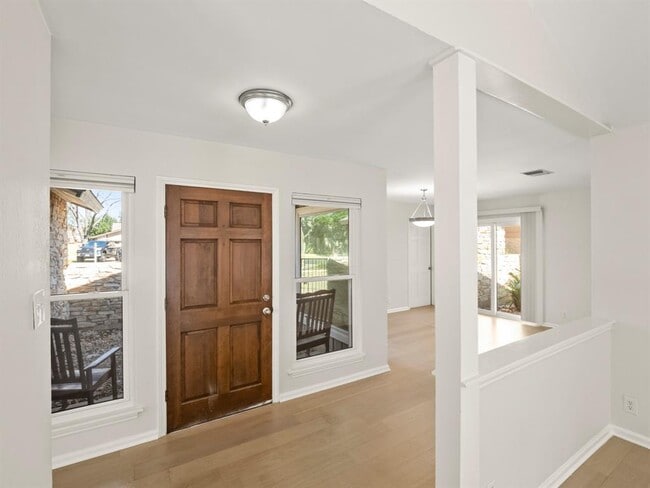 Building Photo - 4713 Trail Crest Cir