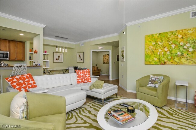 Building Photo - 9832 Venezia Cir