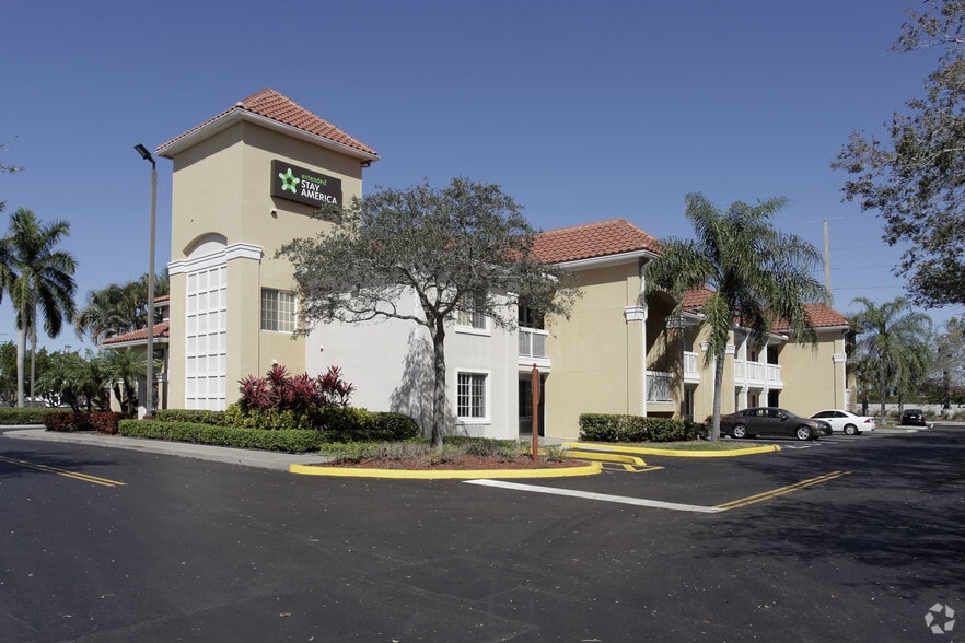 Furnished Studio Davie 7550 W State Road 84 Davie FL 33317