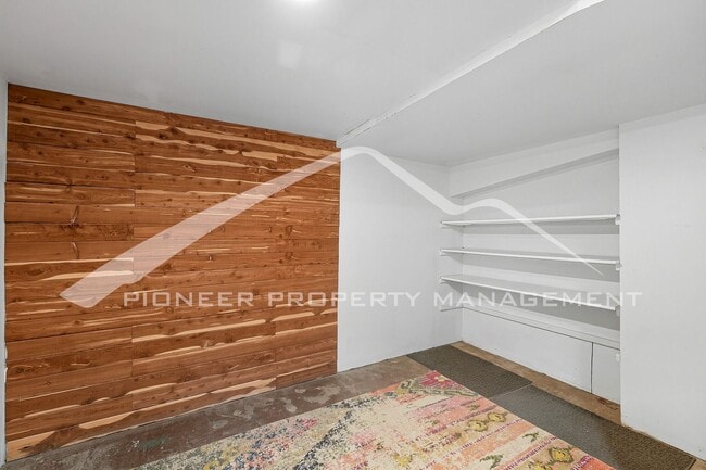 Building Photo - Charming Home with Central AC and Fenced Yard