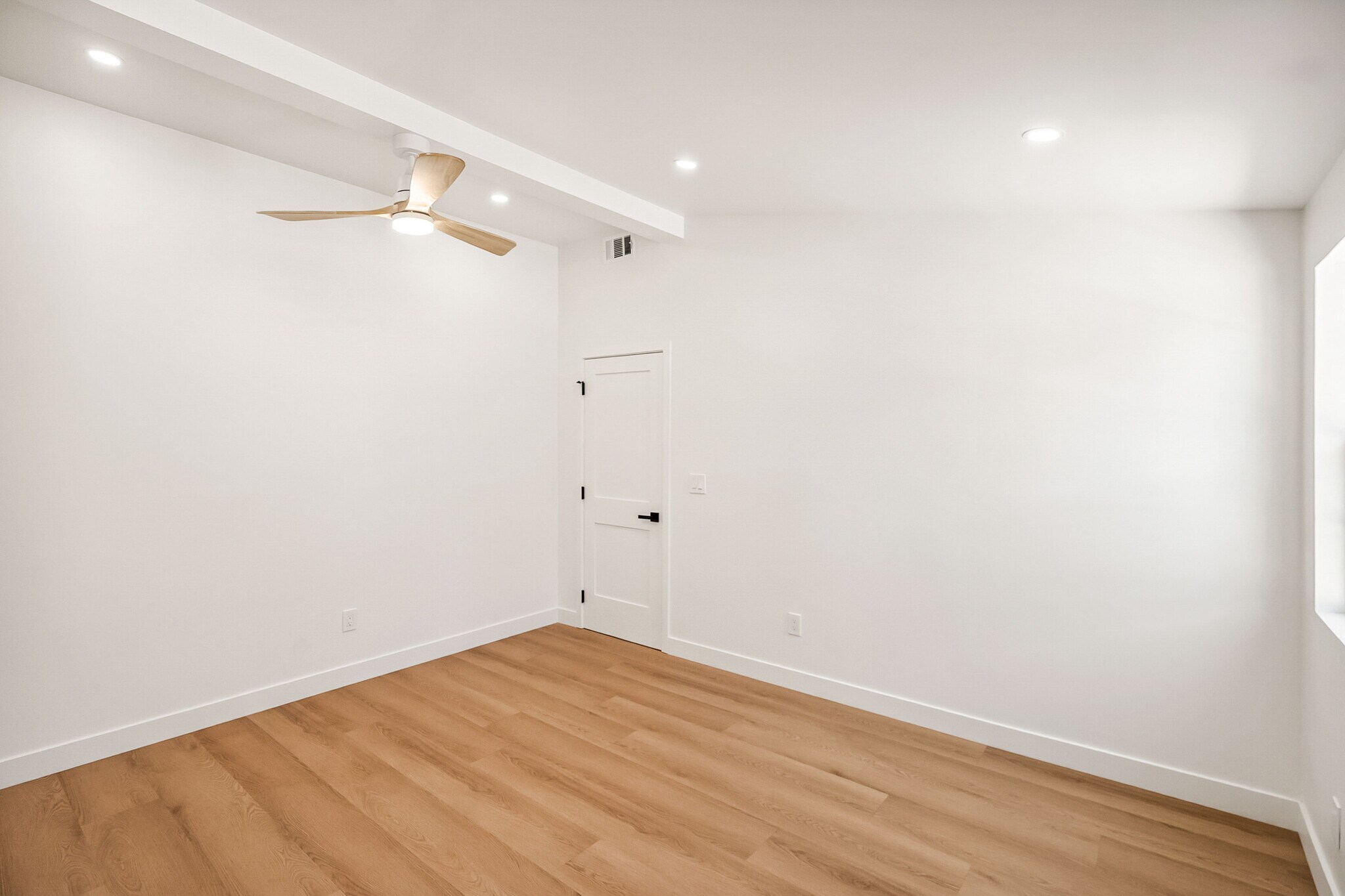 Bedroom #2 | Ensuite - 4702 Kraft Ave