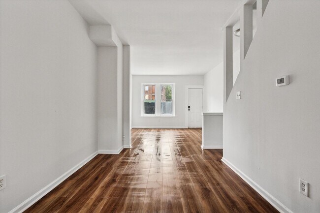 Building Photo - 3 Bedroom House Germantown- Rent Ready!