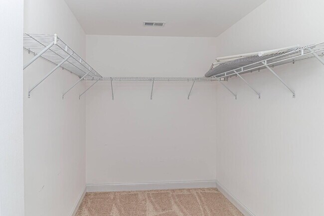 Building Photo - STUNNING & SPACIOUS! GANDER LAKE 4 BR | 3 BA IN PIKEVILLE SCHOOL DISTRICT *LAWN CARE INCLUDED!*