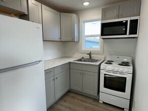 Building Photo - Private Studio Apartment for Rent