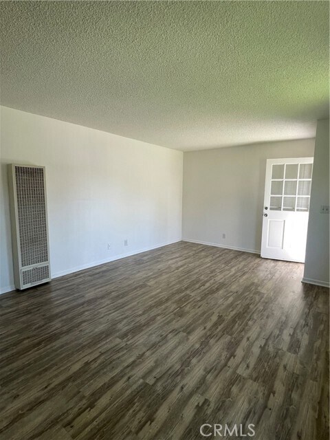 Building Photo - 616 15th St