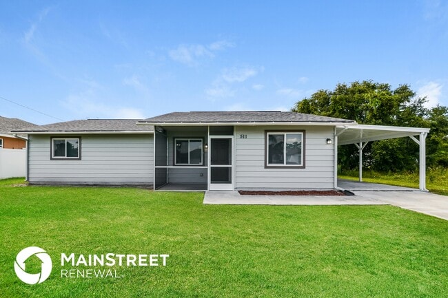 Building Photo - 511 Fletcher St