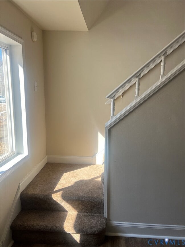 Building Photo - 101 Monticello Dr