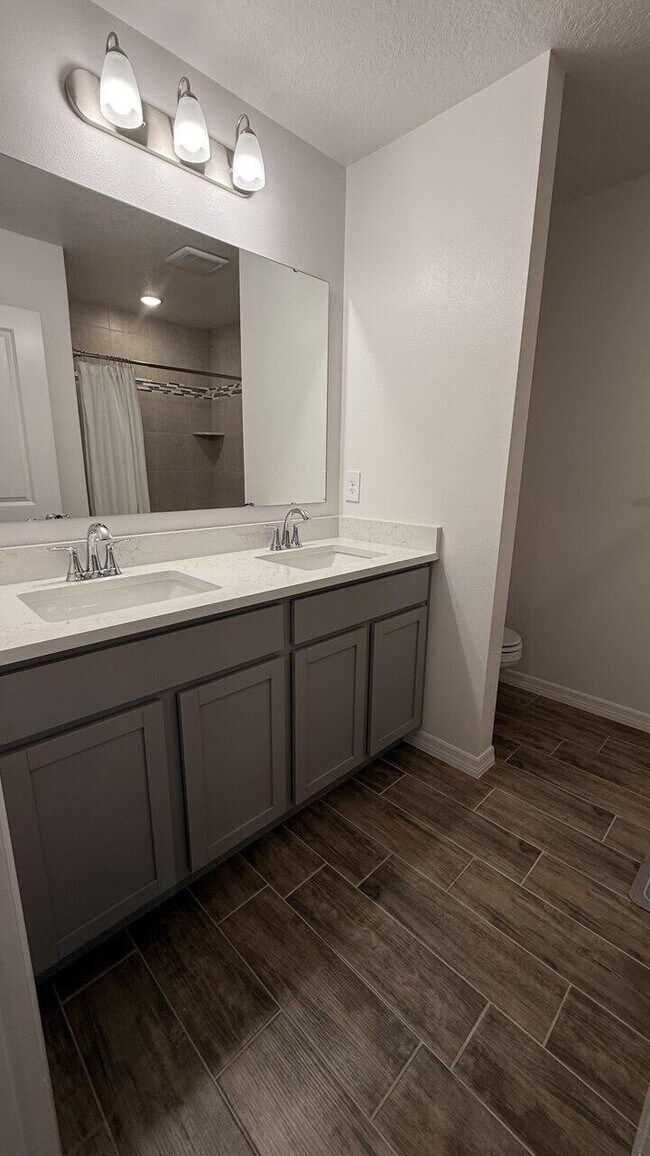 Building Photo - 12761 SW Orvieto Wy