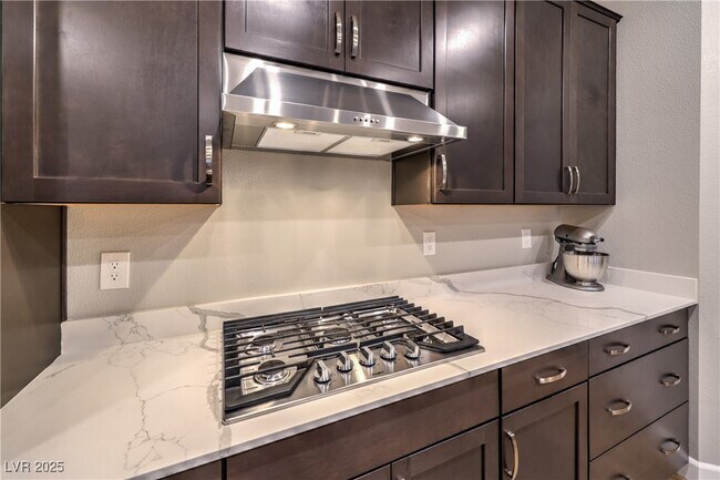 Building Photo - 2457 Padulle Pl