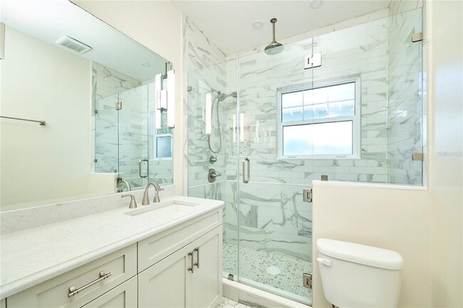 Building Photo - 6008 N Highland Ave