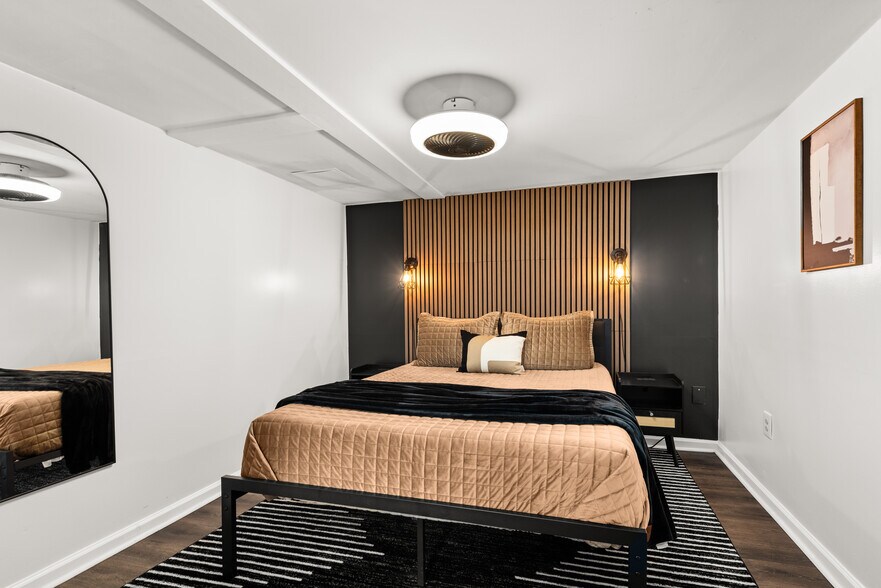 Building Photo - 1009 Little Marrowbone Rd