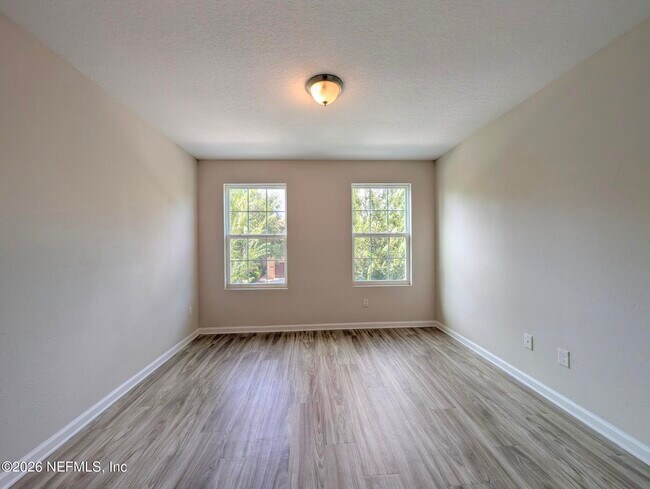 Building Photo - 6869 Lake Mist Ln