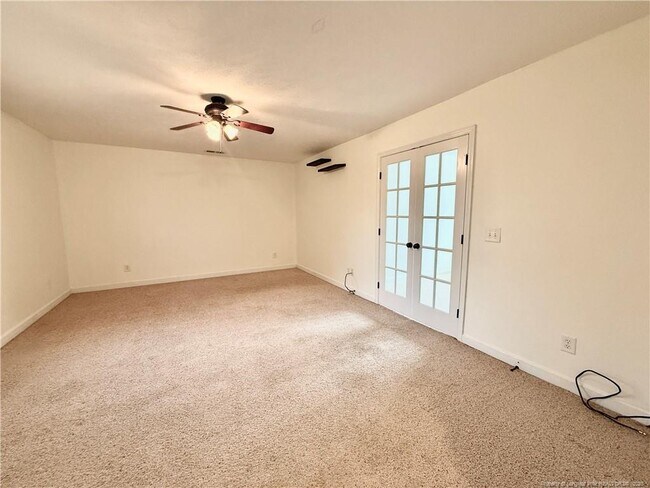 Building Photo - 82 Sonora Dr