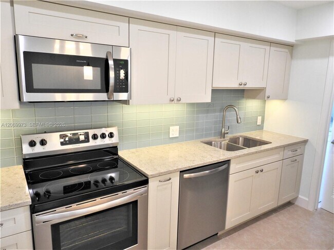 Building Photo - 8401 SW 107th Ave