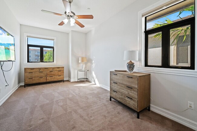 Building Photo - 95 Isle of Venice Dr