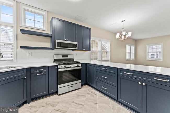 Building Photo - 7201 Old Friendship Way