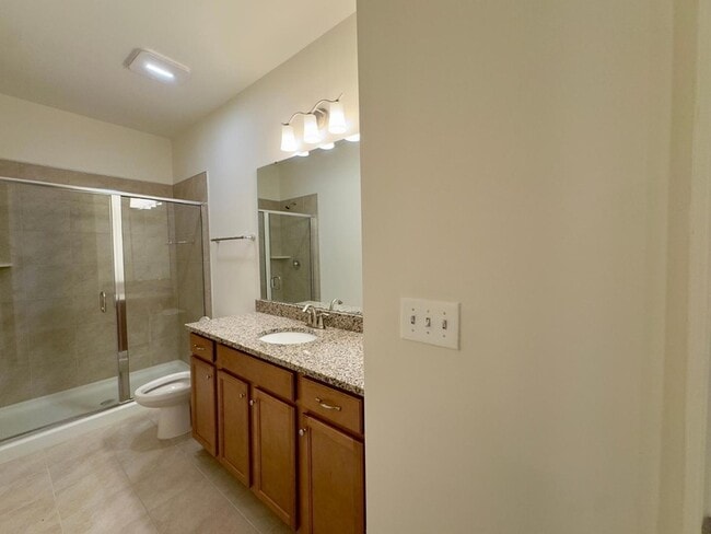 Building Photo - 2550 Frg Vlg Wy