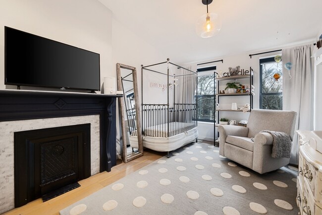 Building Photo - 276 Halsey St