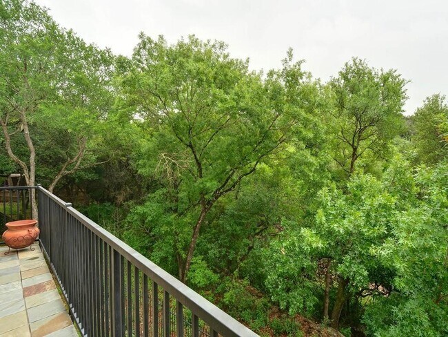 Building Photo - 1701 Spyglass Dr