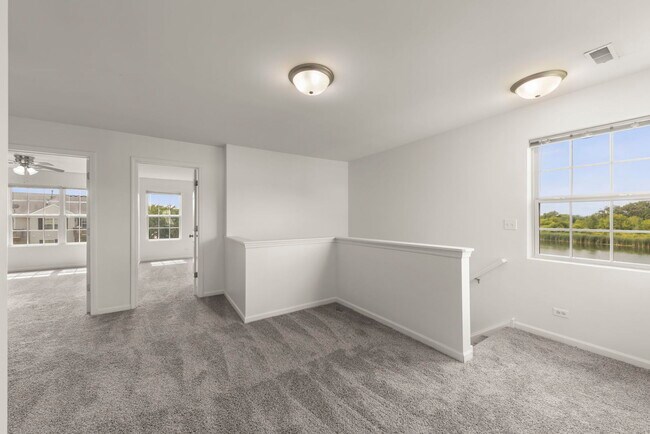 Building Photo - 1034 Turin Dr
