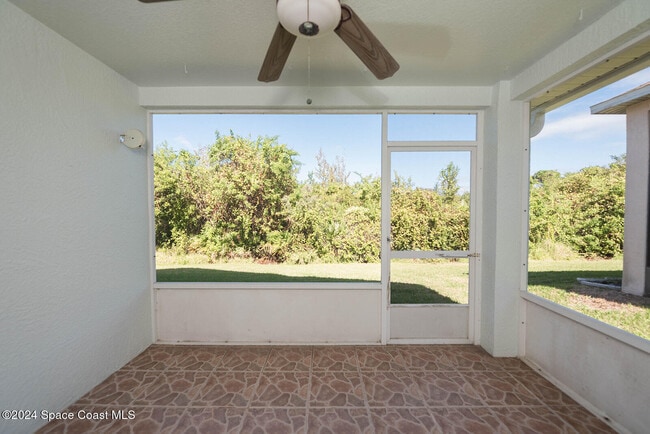 Building Photo - 3446 Hoofprint Dr