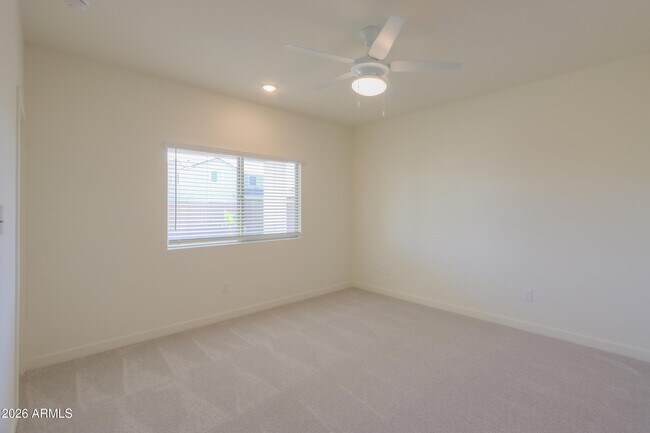 Building Photo - 40285 W Chambers Dr