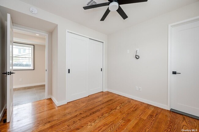 Building Photo - 40 Kildare Rd