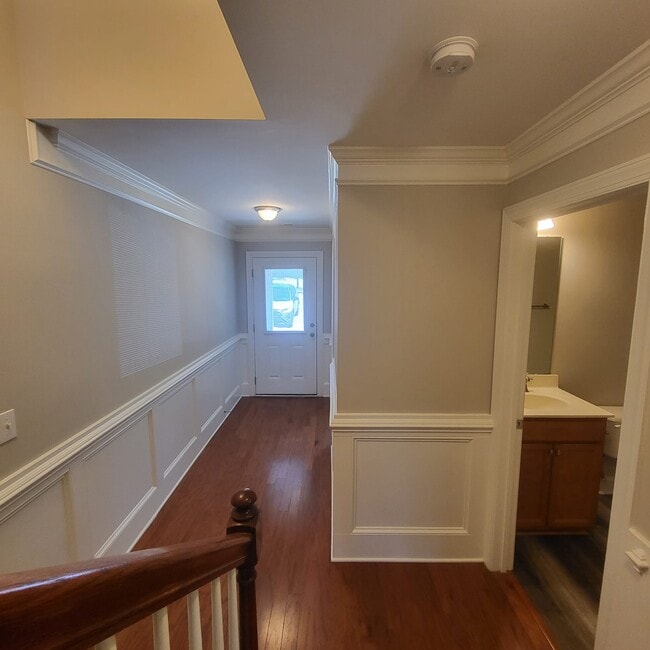 Building Photo - 513 Portstewart Dr