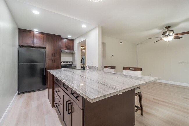 Building Photo - 4810 S Dauphin Ave