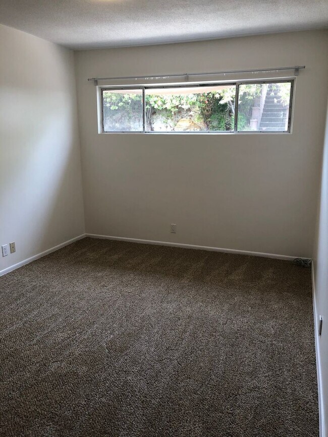 Building Photo - $4,295! Beautiful 3 Bedroom, 2 Bathroom Home in a Quiet Neighborhood in Rancho Palos Verdes!