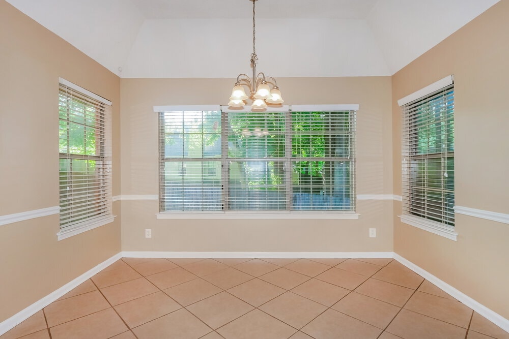 Building Photo - 6670 Tangleberry Cove