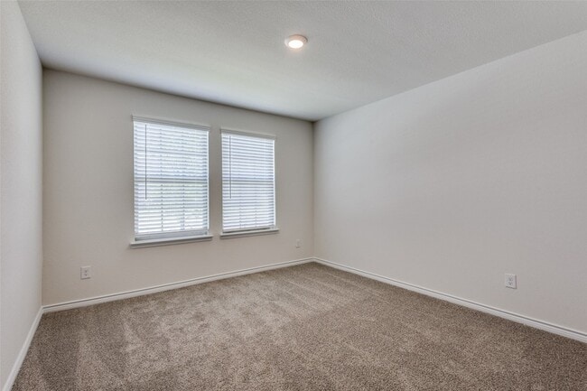 Building Photo - 6213 Abby Dr
