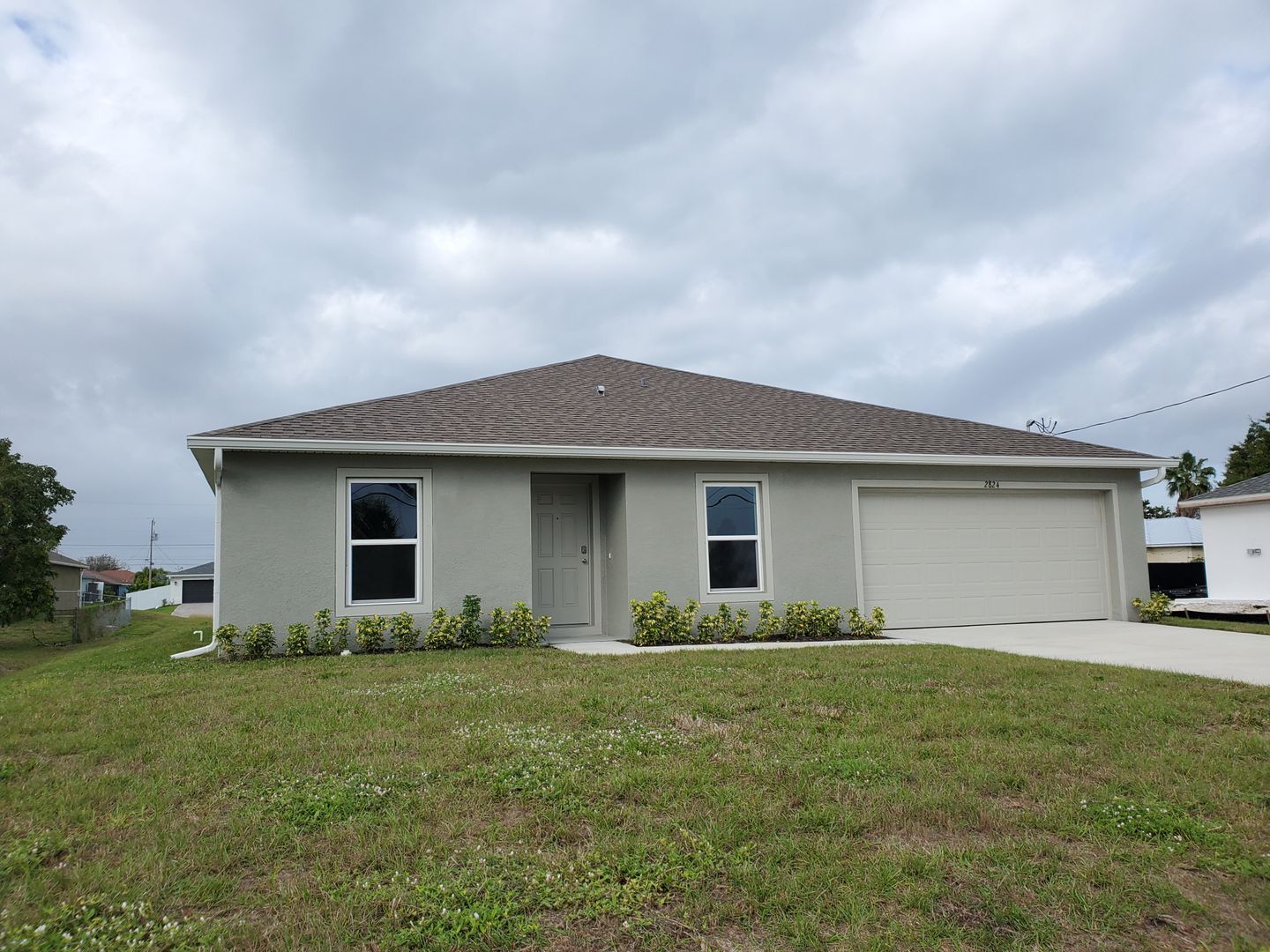 Building Photo - 4/2/2  with a $500 Move in Special