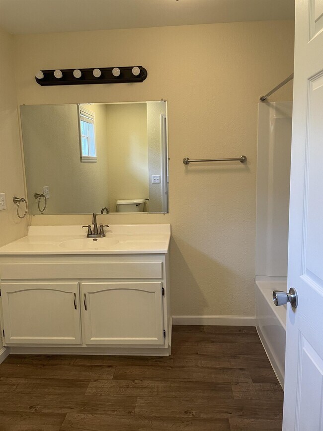 Building Photo - 11387 John F Kennedy Rd