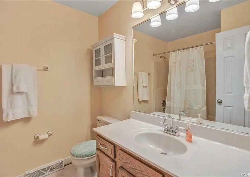 Building Photo - 7511 Chamberlayne Ave