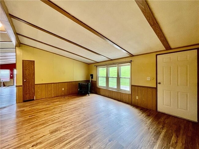Building Photo - 535 Swihart Rd